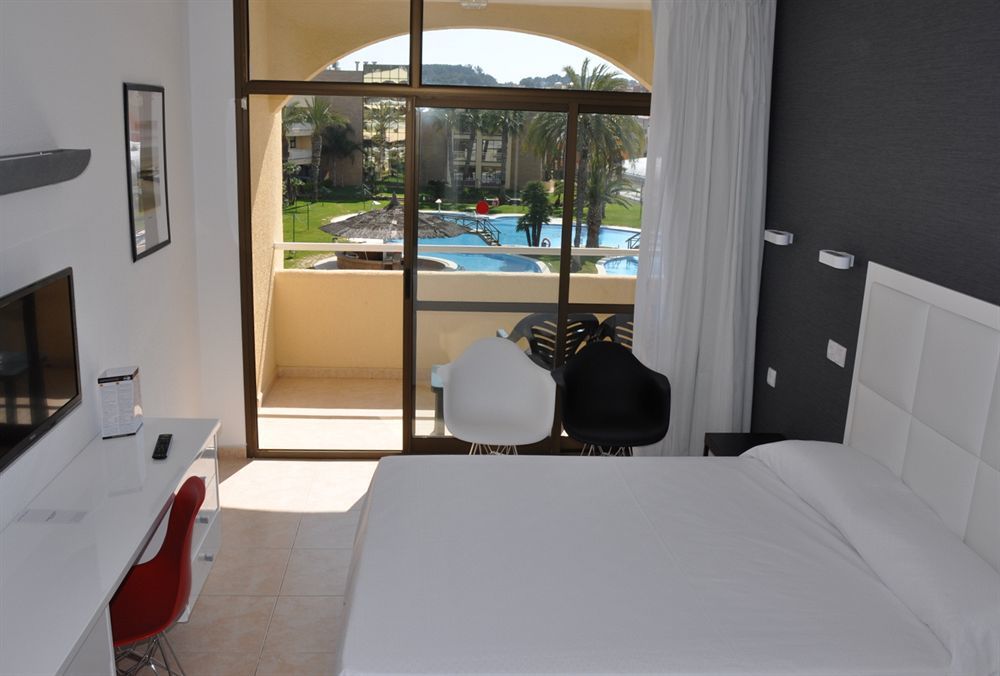 Evenia Olympic Garden Hotel Lloret de Mar Bagian luar foto
