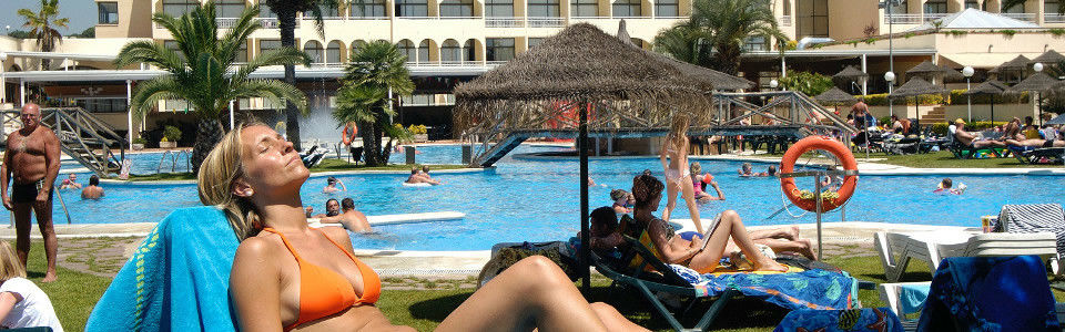 Evenia Olympic Garden Hotel Lloret de Mar Bagian luar foto