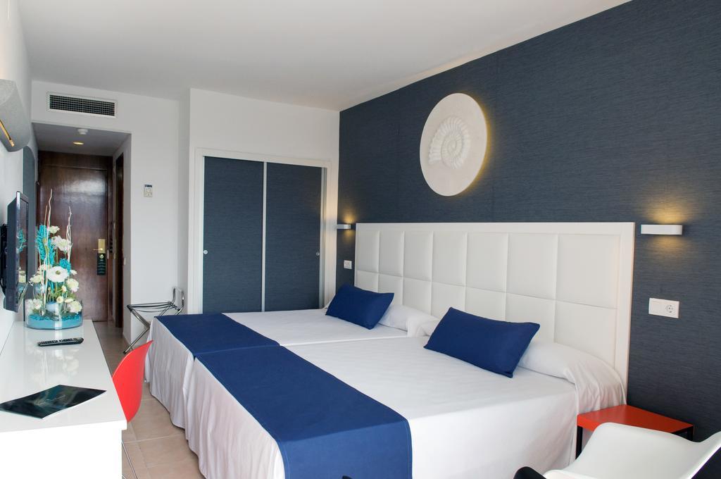 Evenia Olympic Garden Hotel Lloret de Mar Bagian luar foto