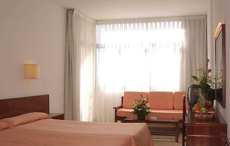 Evenia Olympic Garden Hotel Lloret de Mar Bagian luar foto